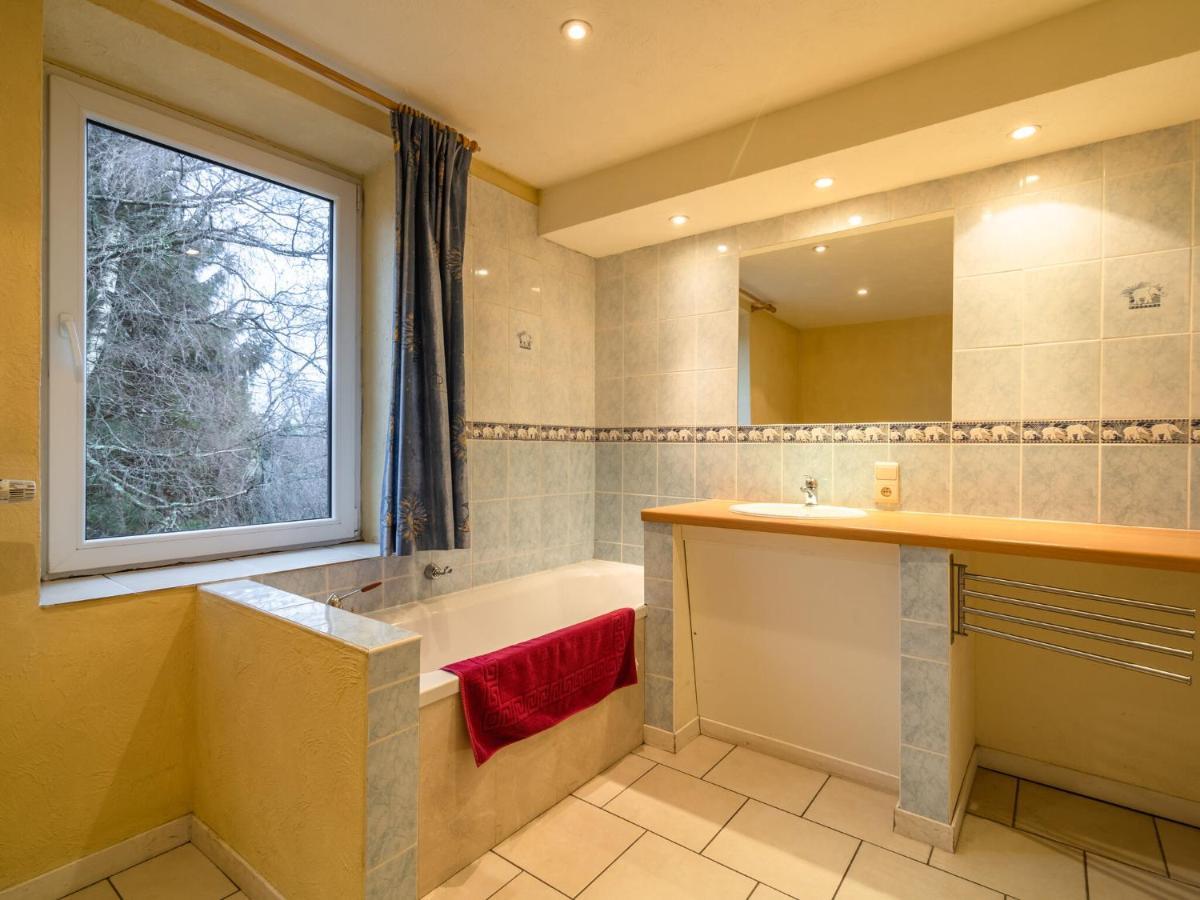 Modern Holiday Home In Sourbrodt With Private Pool Waimes Luaran gambar